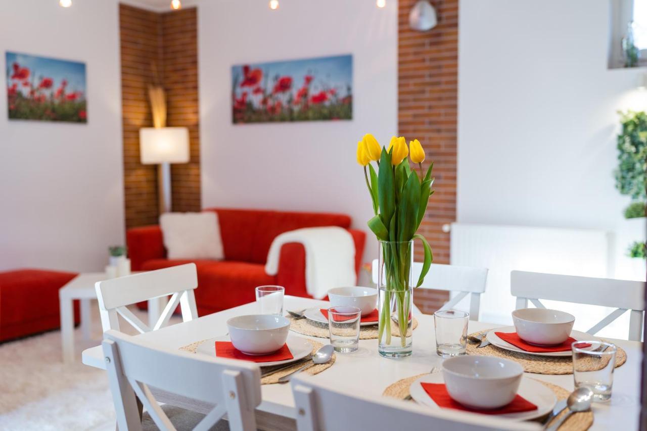 Sara-Lux Apartman Nyarliget Екстер'єр фото