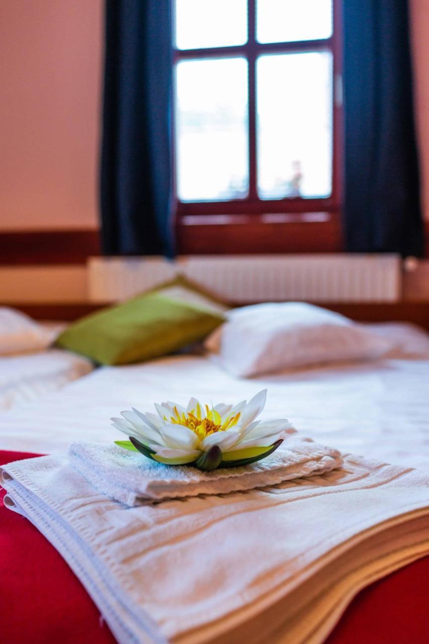 Sara-Lux Apartman Nyarliget Екстер'єр фото